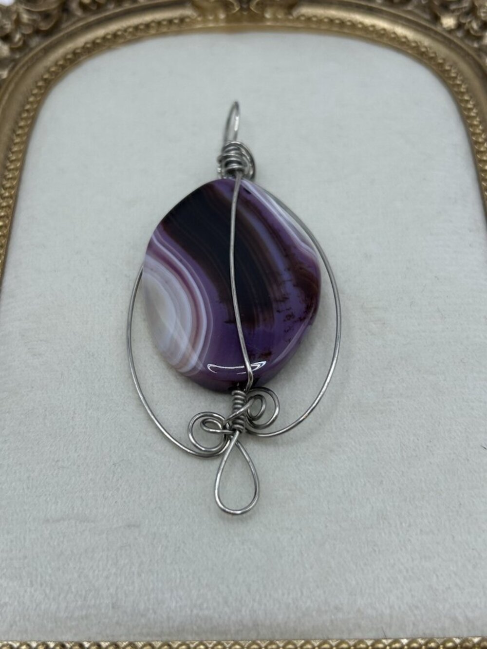 Purple Agate Pendant Handmade Wire Wrapped Teardrop Stone Jewelry Silver Tone - Picture 5 of 8
